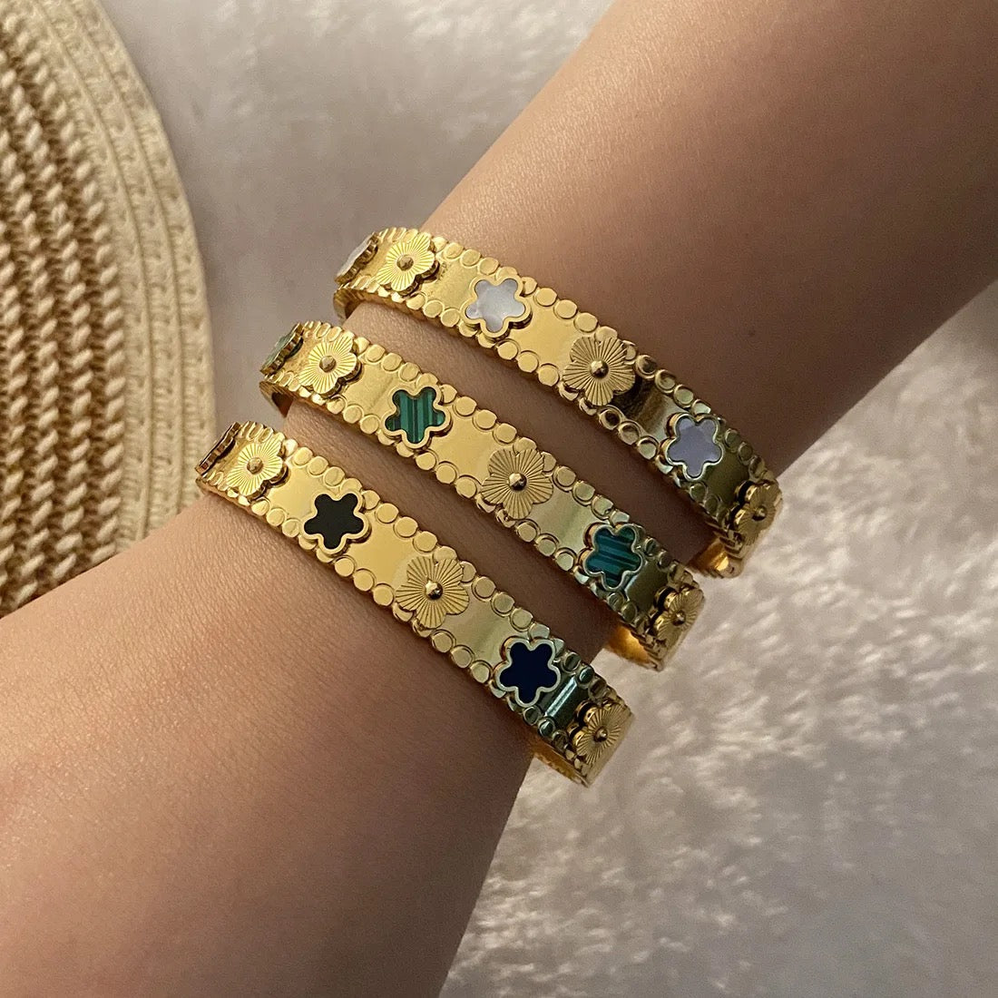 20146 Gold Plated Bangle