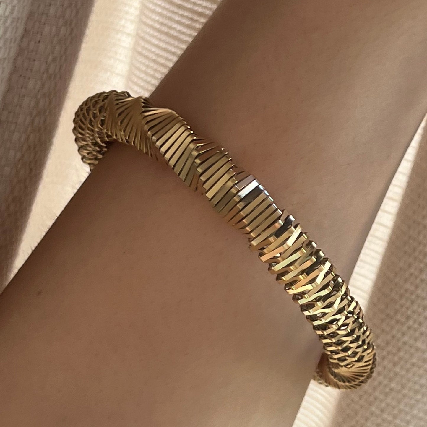 30352  Gold Plated Bracelet