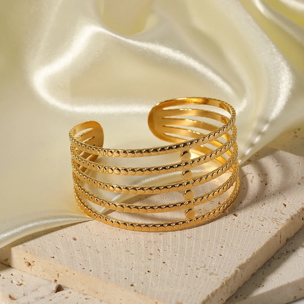 20137 Gold Plated Bangle