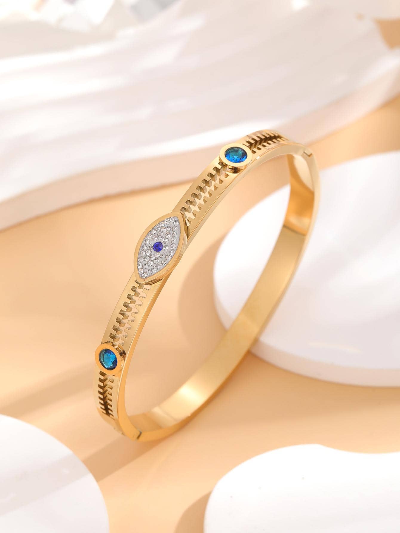 20202 Gold Plated Bangle