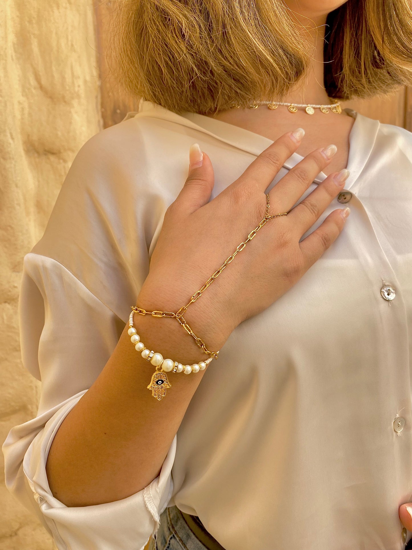 Harmony Touch | Pearl & Chain Hand Bracelet