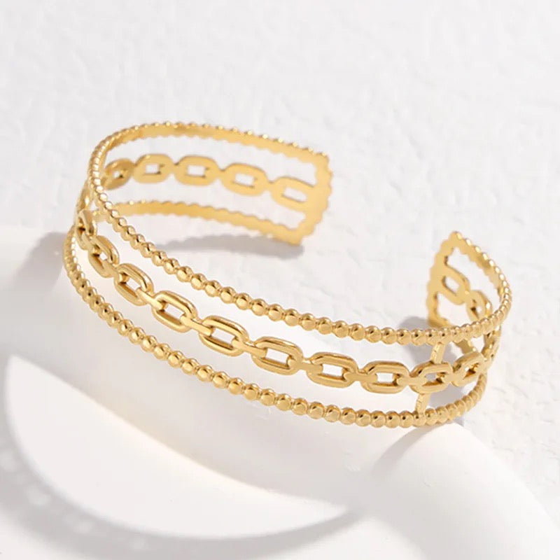 20118 Gold Plated Bangle