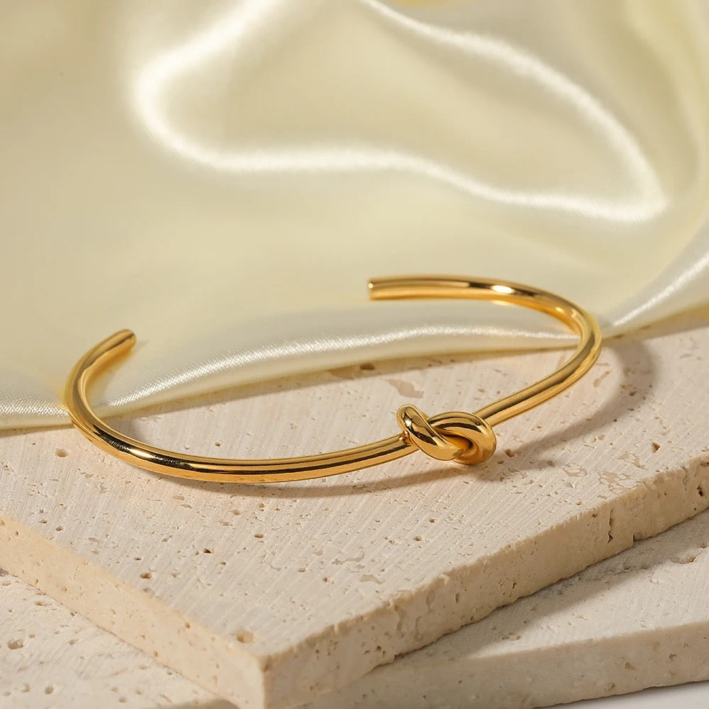 20125 Gold Plated Bangle