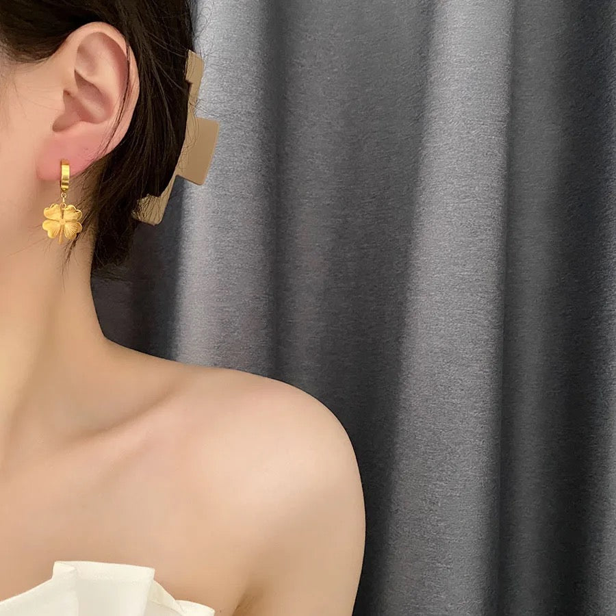 40232 Gold Plated Earrings