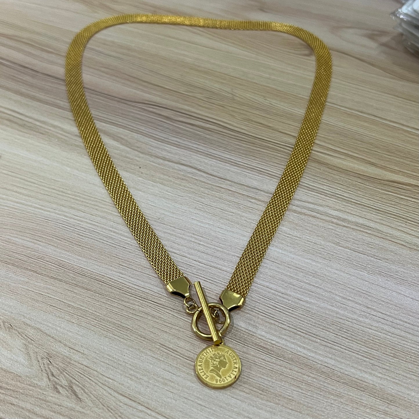 10335 gold plated necklace