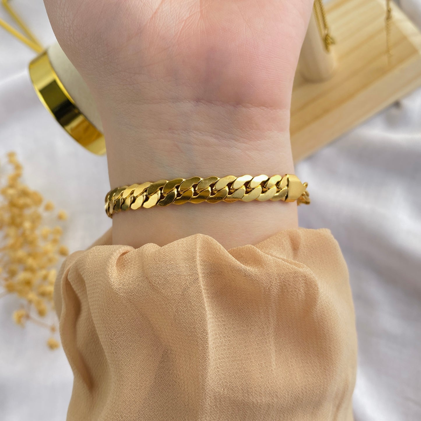 30390 Gold Plated Bracelet