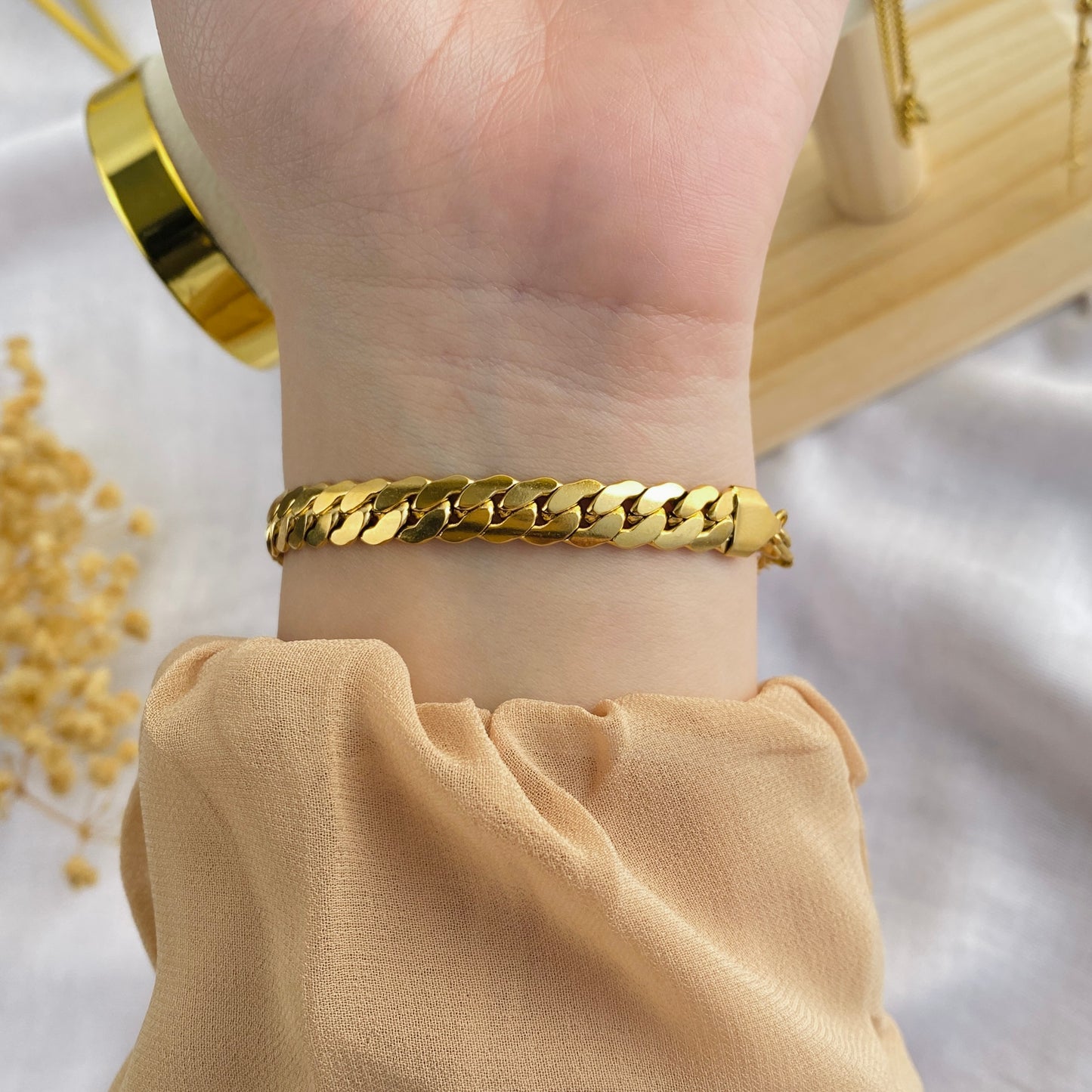 30390 Gold Plated Bracelet