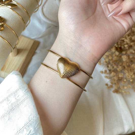 20343 Gold Plated Bangle