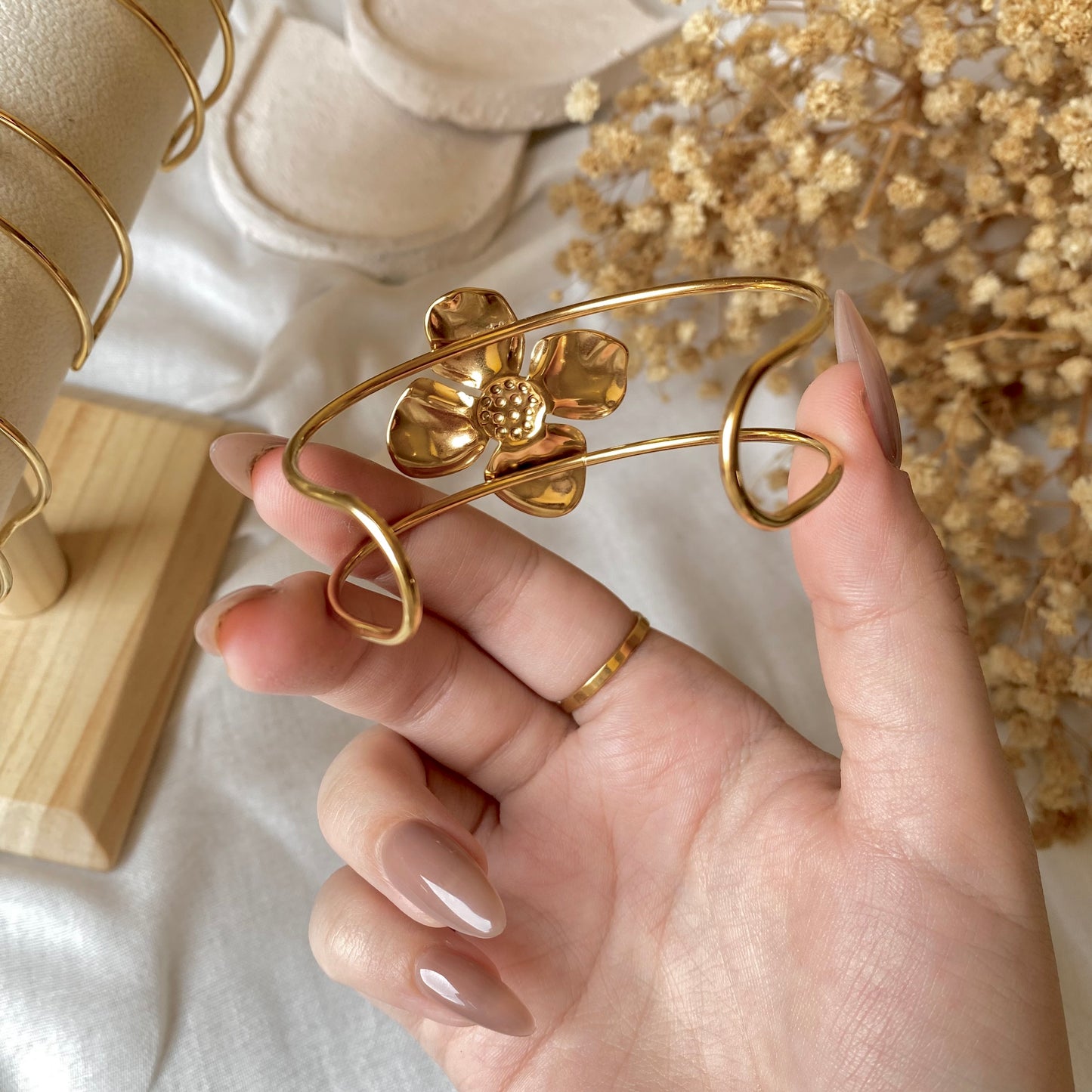 20344 Gold Plated Bangle