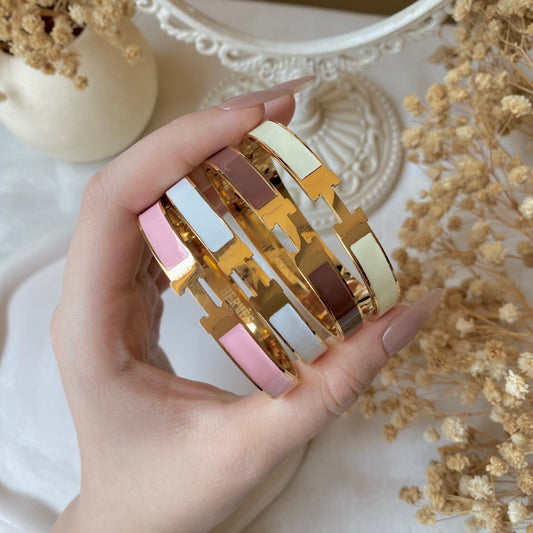 20363 Gold Plated Bangle