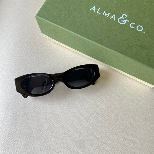0001-3 Chunky Oval Sunglasses