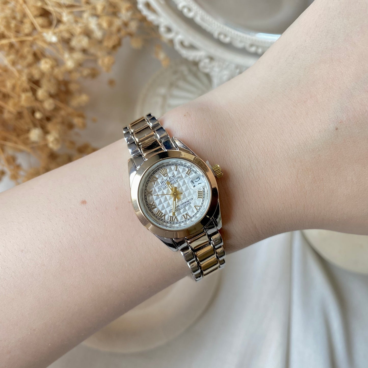 0012 Gold Plated stainless steel Watch