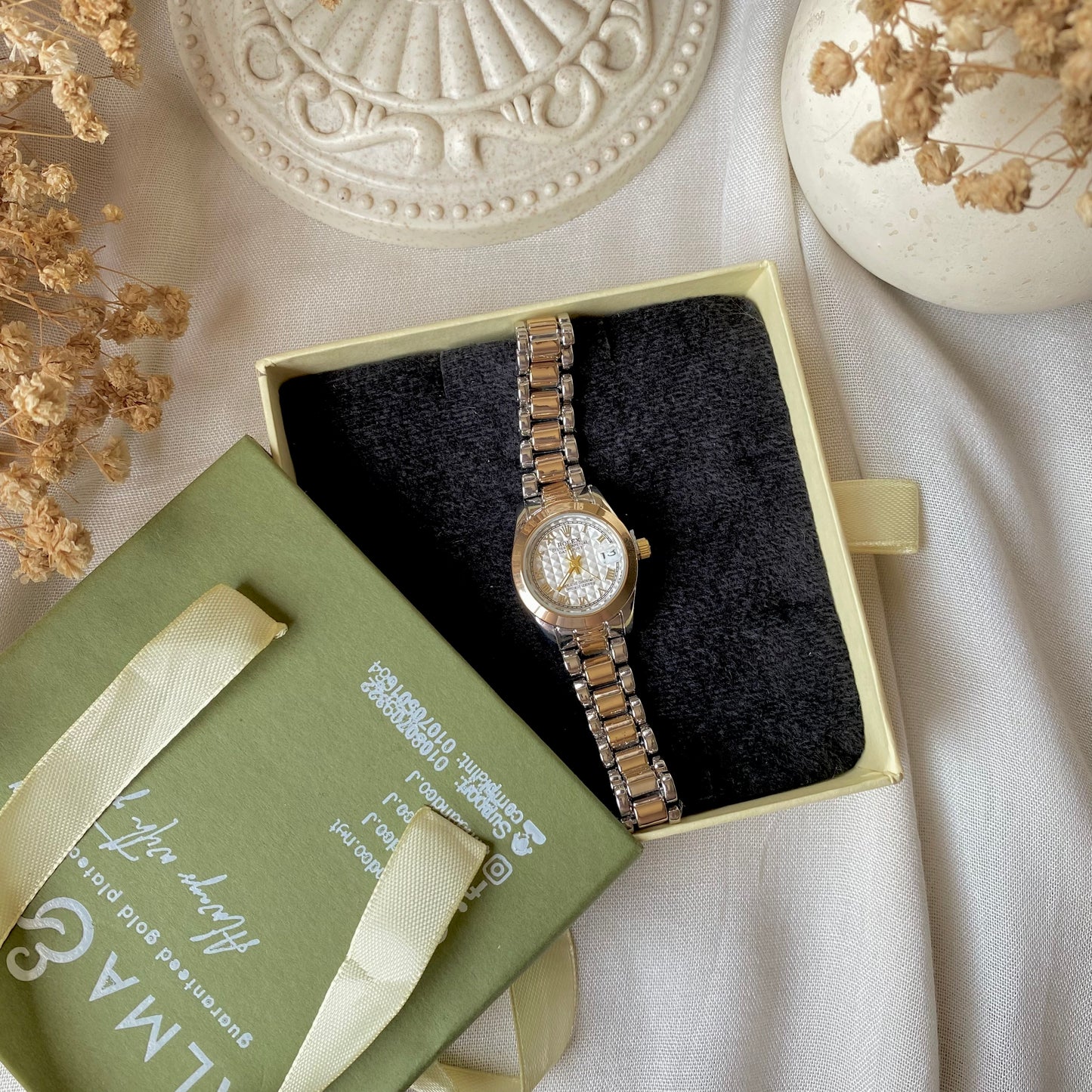 0012 Gold Plated stainless steel Watch