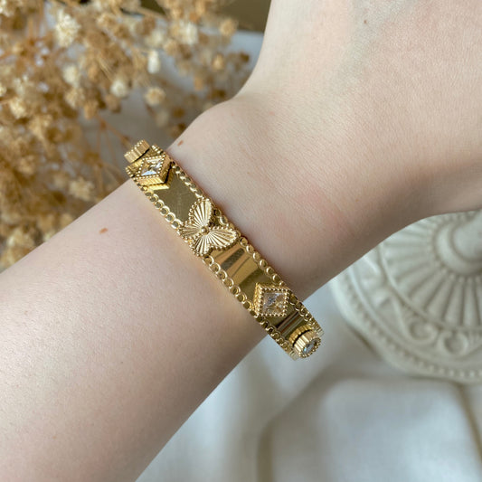 20367 Gold Plated Bangle