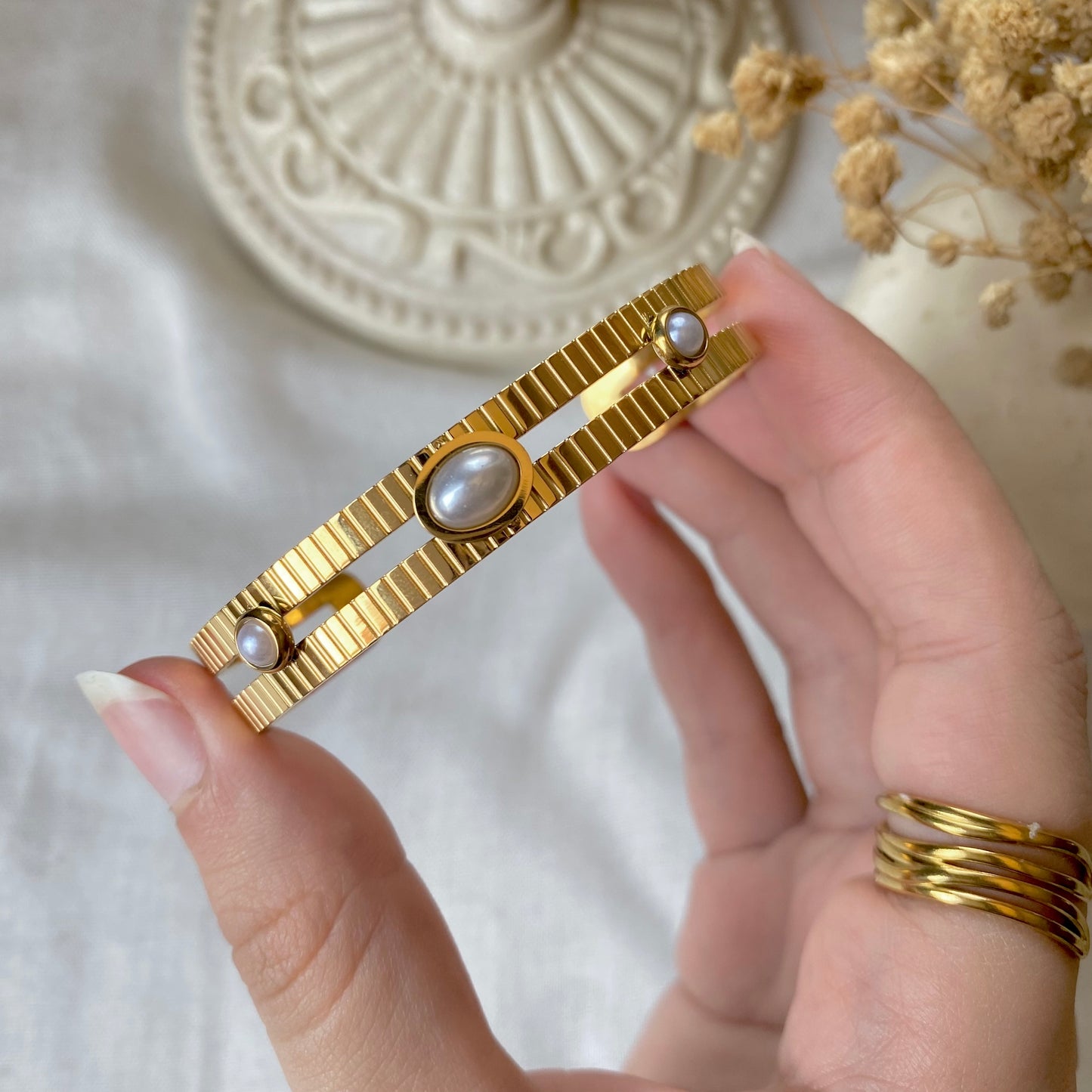 20384 Gold Plated Bangle