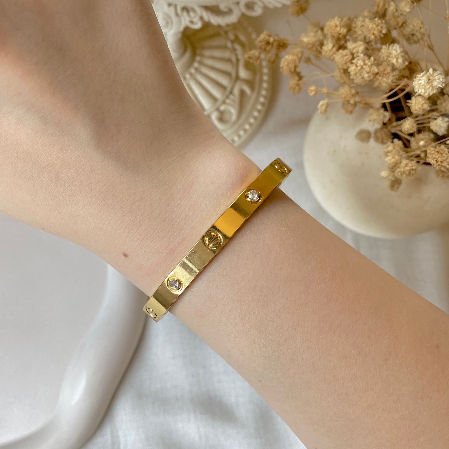 20380 Gold Plated Bangle
