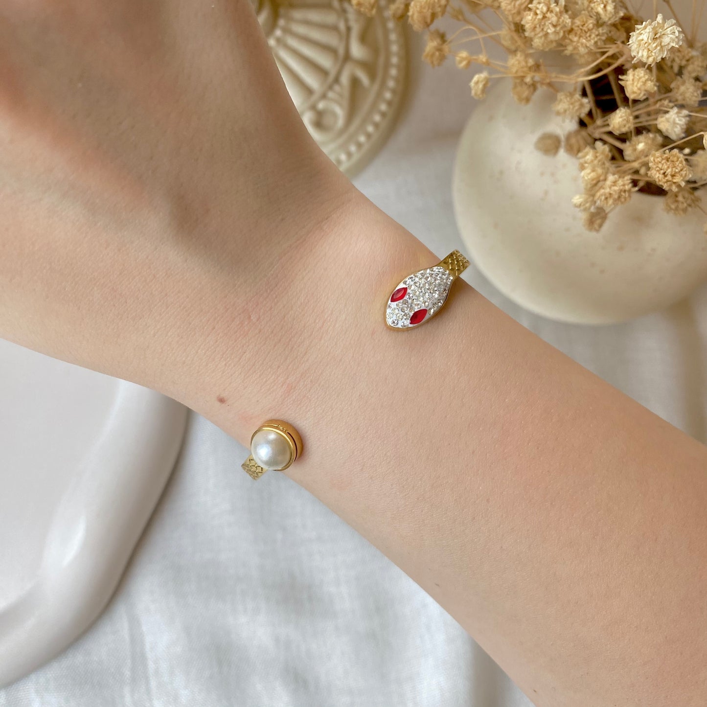 20379 Gold Plated Bangle