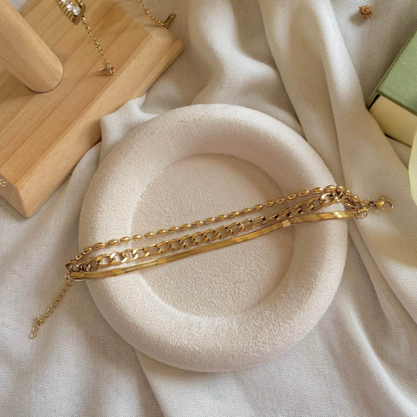 30614 Gold Plated Bracelet