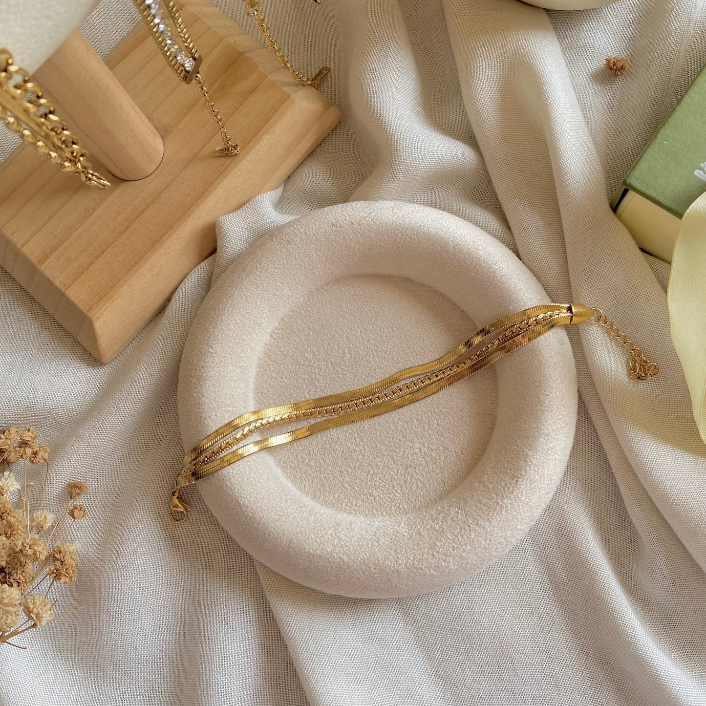 30620 Gold Plated Bracelet