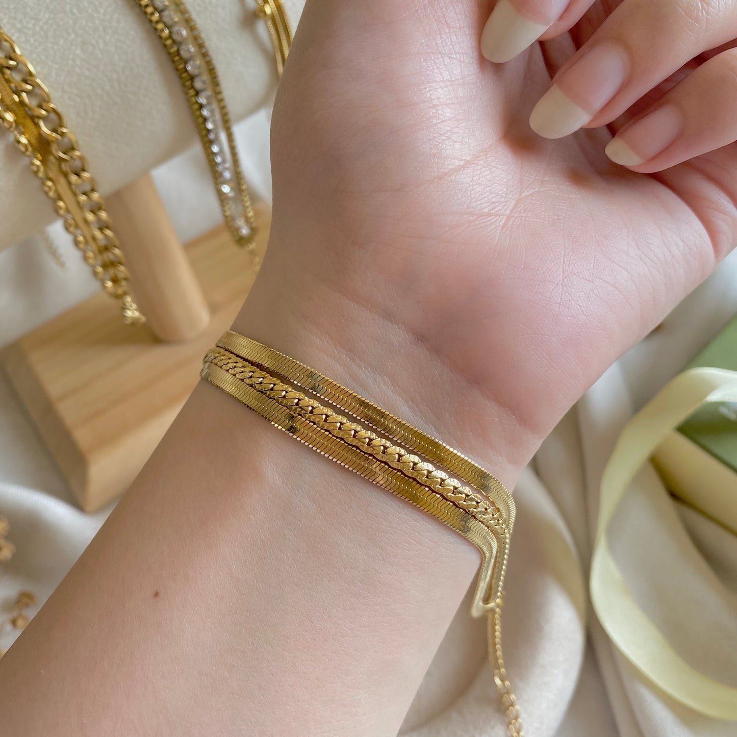 30620 Gold Plated Bracelet