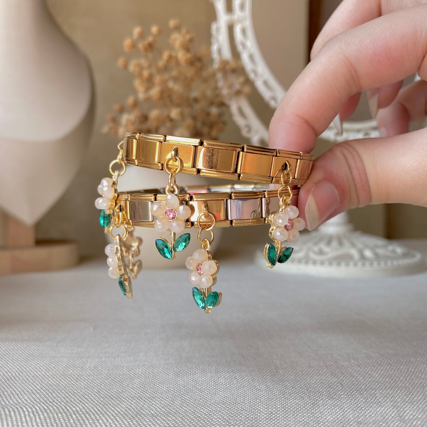 20385 Gold Plated Bangle