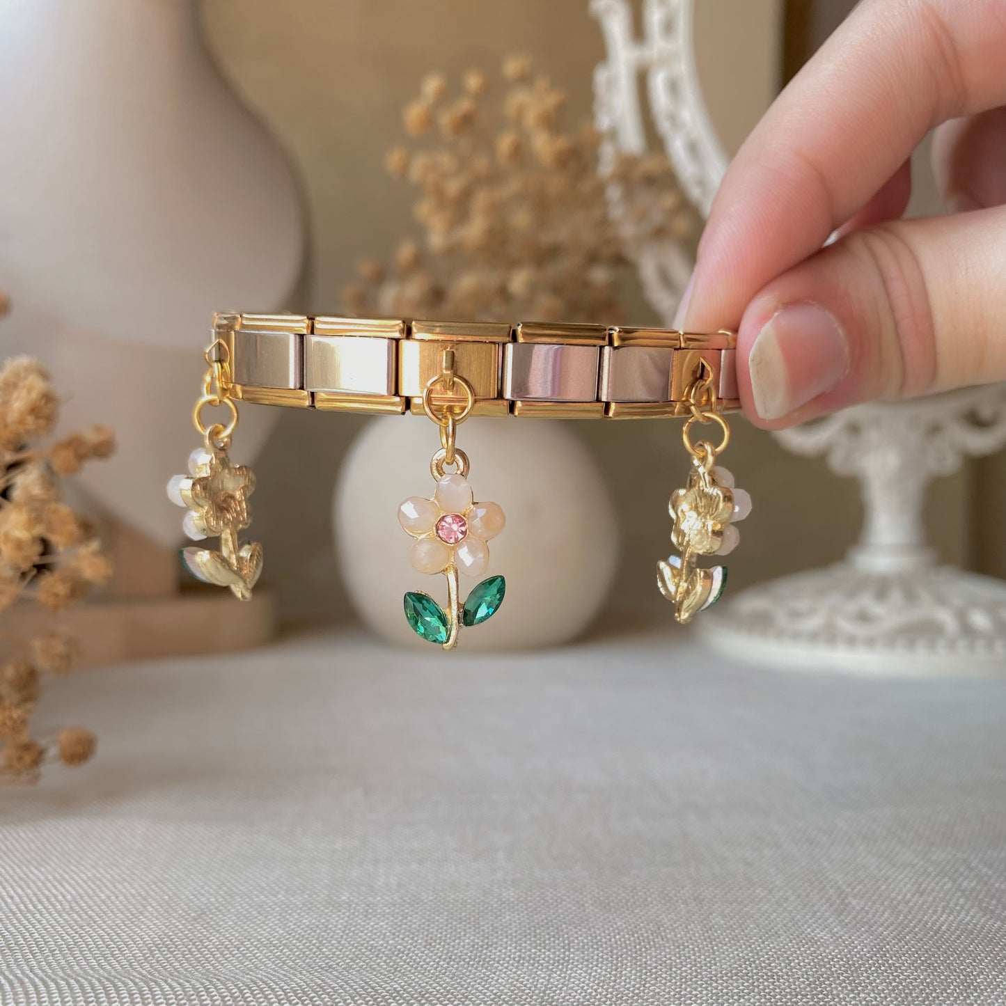 20385 Gold Plated Bangle