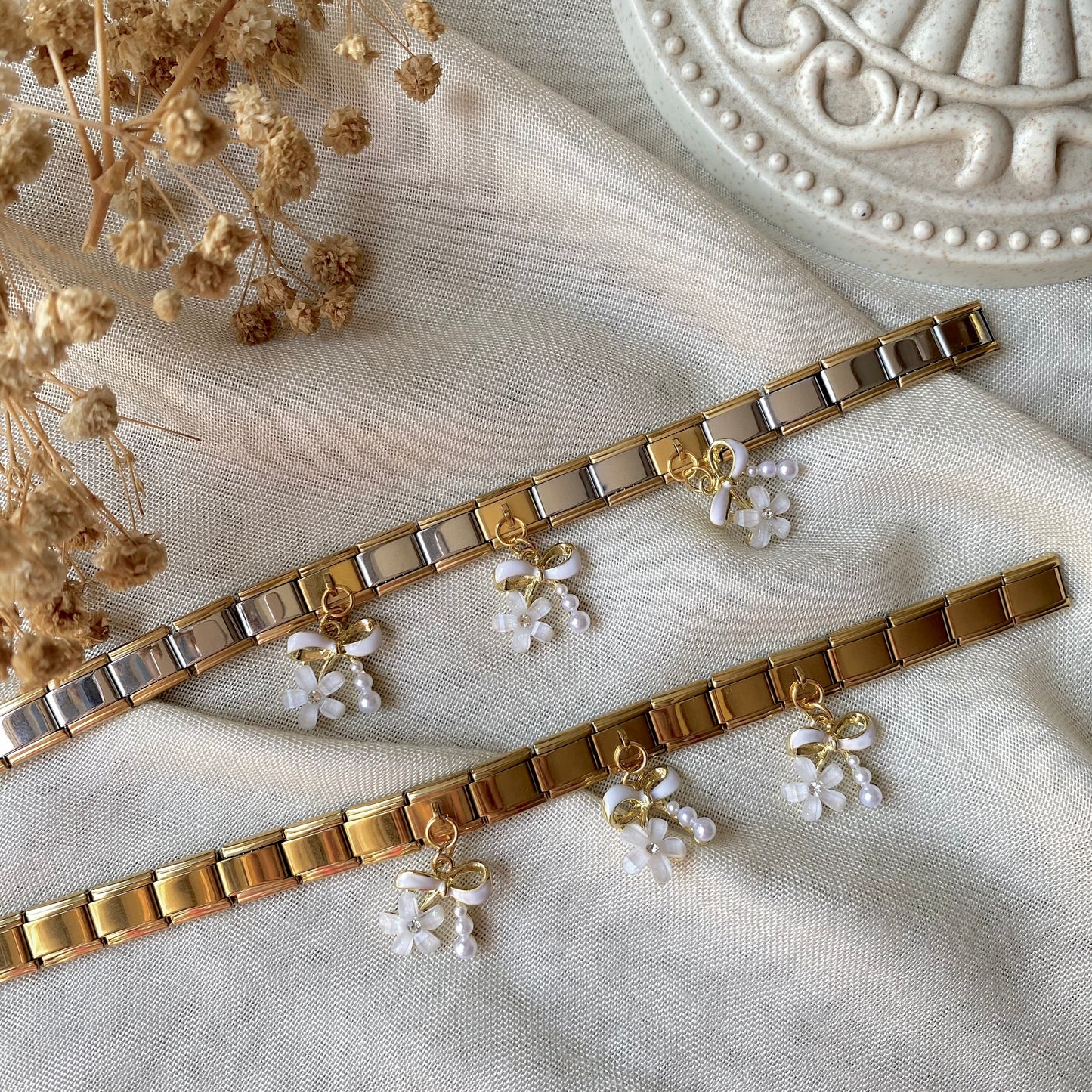 20386 Gold Plated Bangle