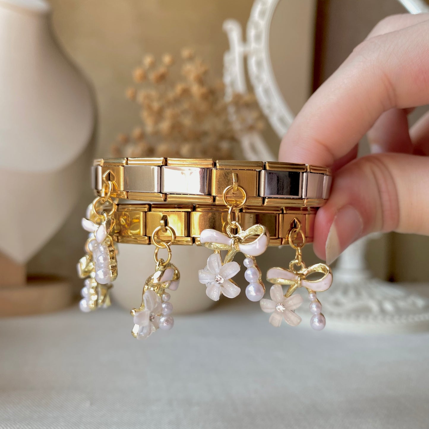20386 Gold Plated Bangle