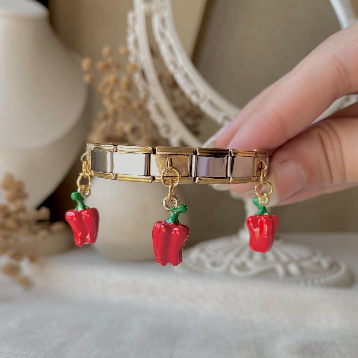 20387 Gold Plated Bangle