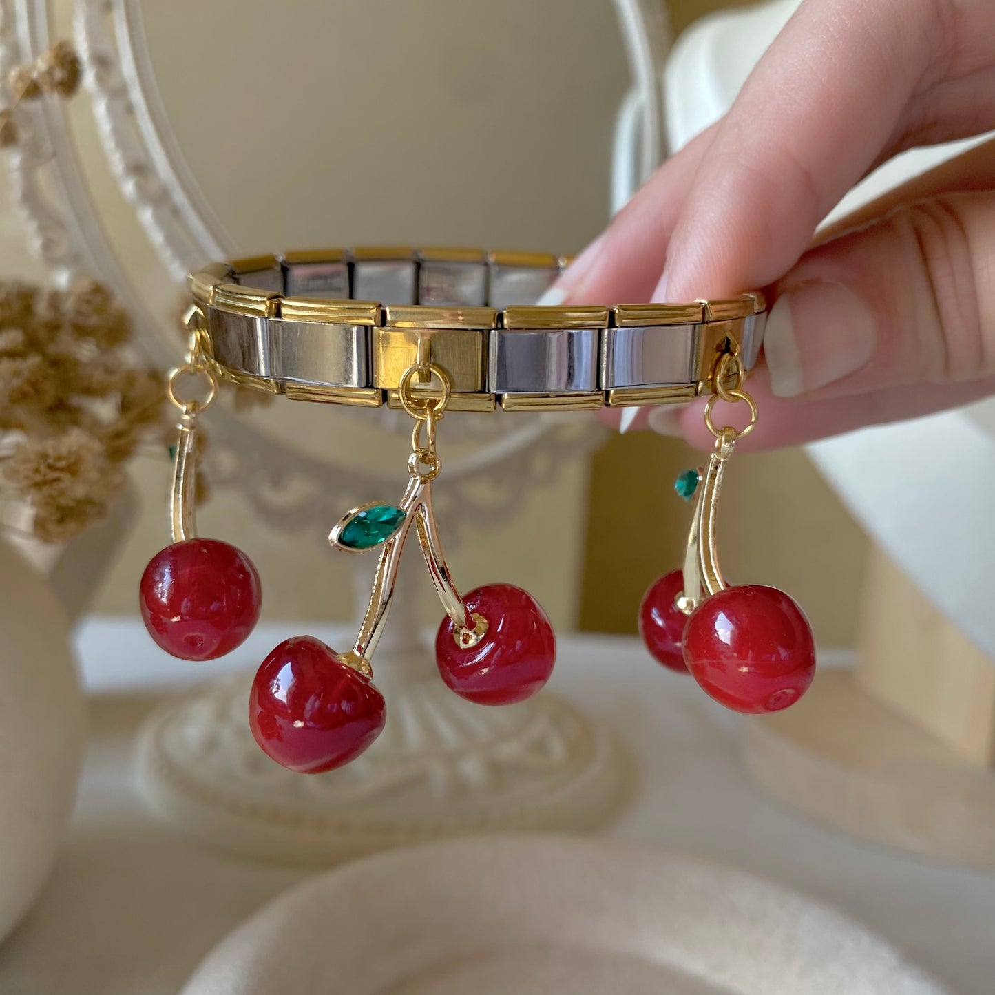 20393 Gold Plated Bangle