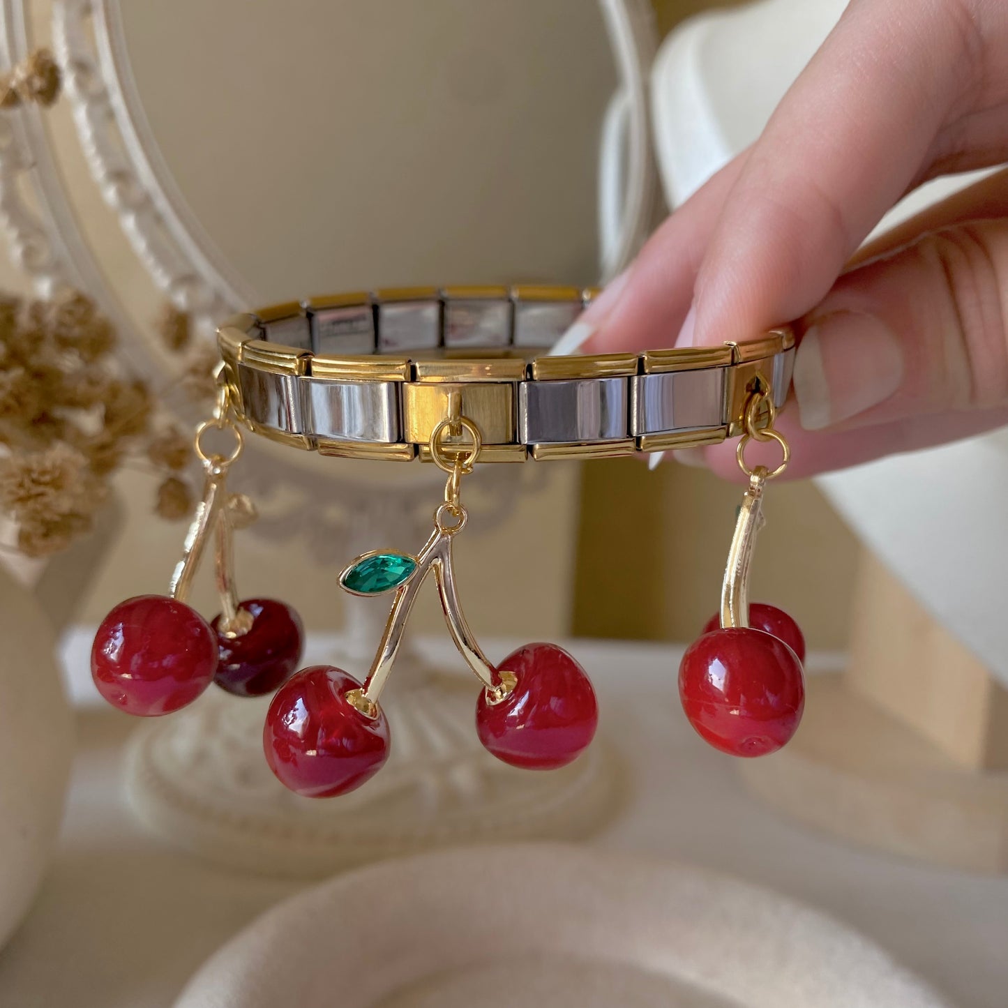 20393 Gold Plated Bangle