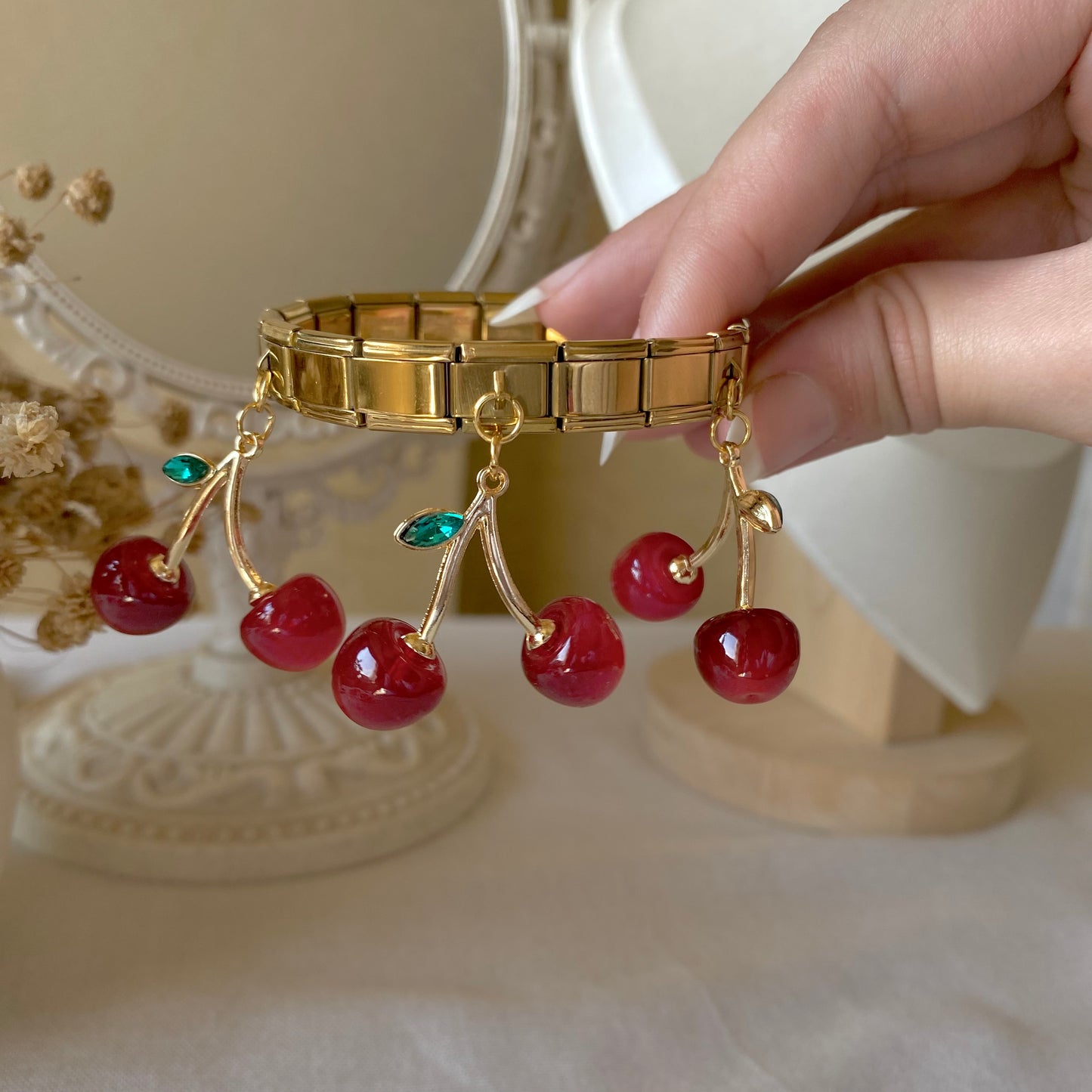 20393 Gold Plated Bangle