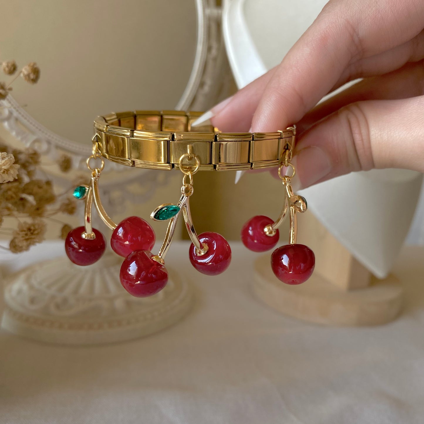 20393 Gold Plated Bangle