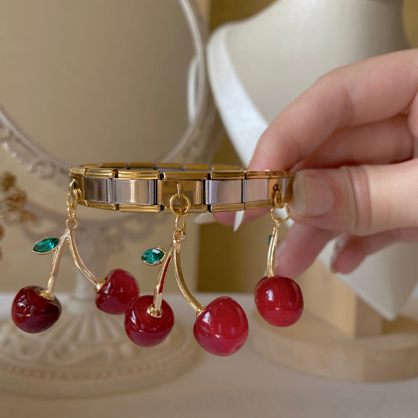 20393 Gold Plated Bangle