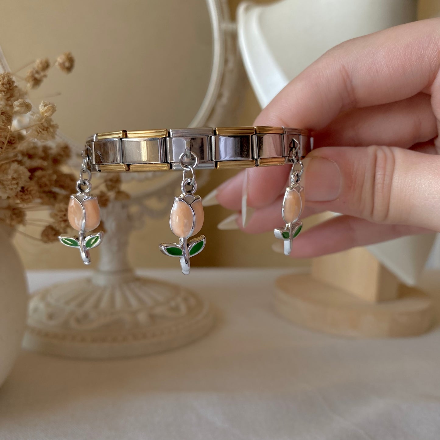 20395 Gold Plated Bangle