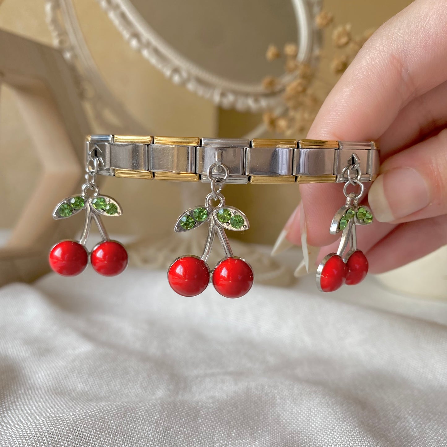 20400 Gold Plated Bangle