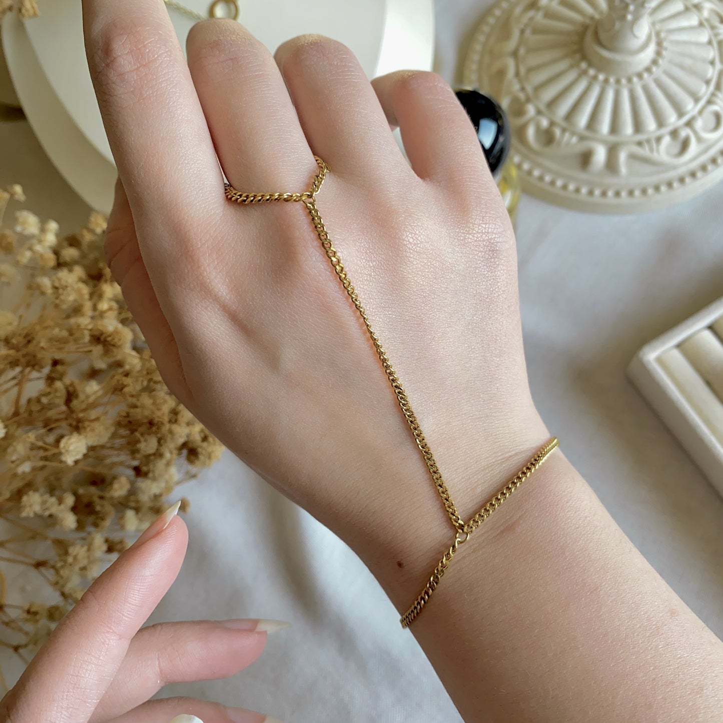 00014 Gold Plated Hand Chain