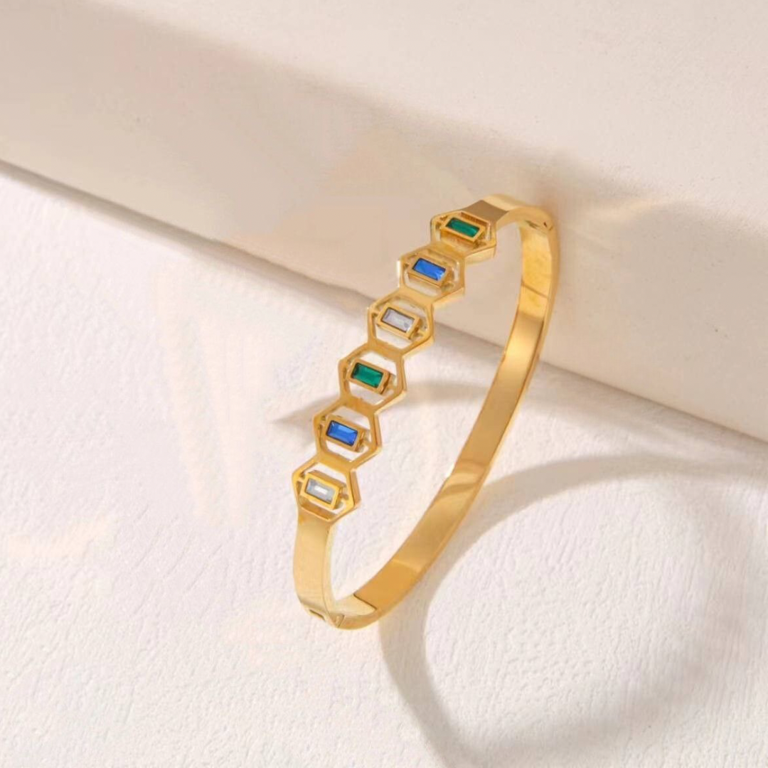 20147 Gold Plated Bangle