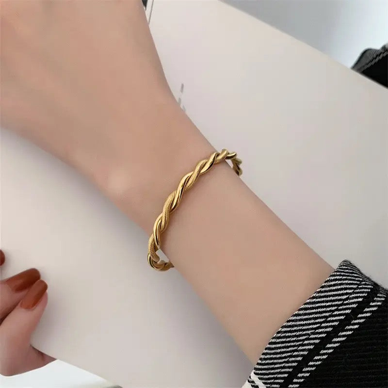 20103 Gold Plated Bracelet