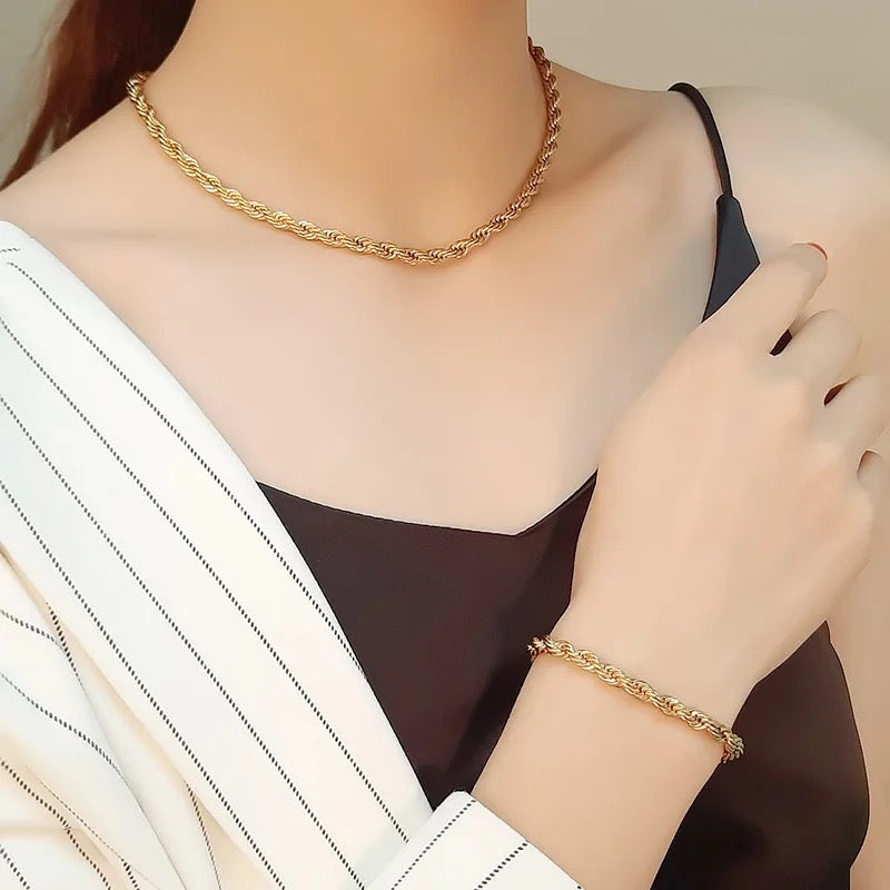 30173 Gold Plated Bracelet