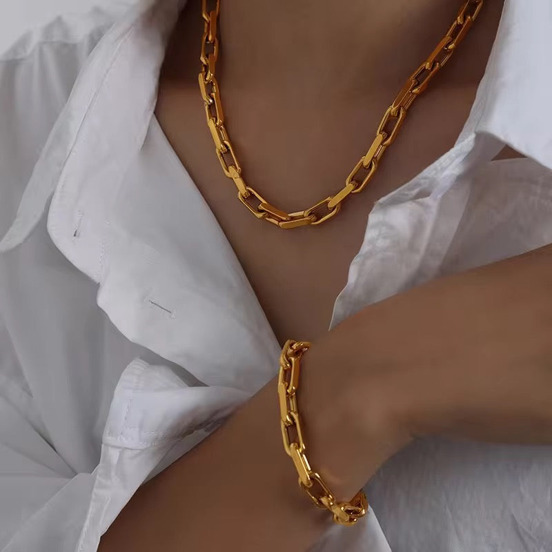 10698 Gold Plated Necklace