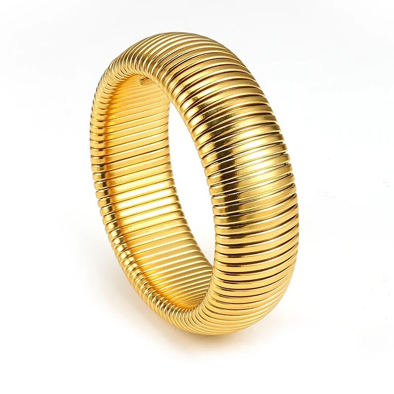 20119 Gold Plated Bangle