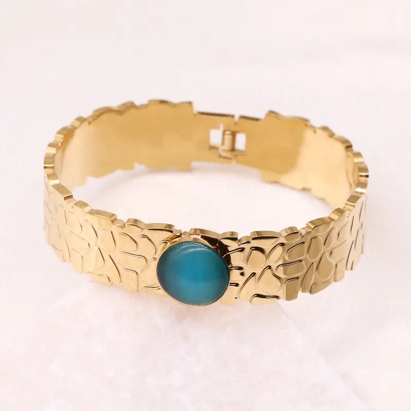 20128 Gold Plated Bangle