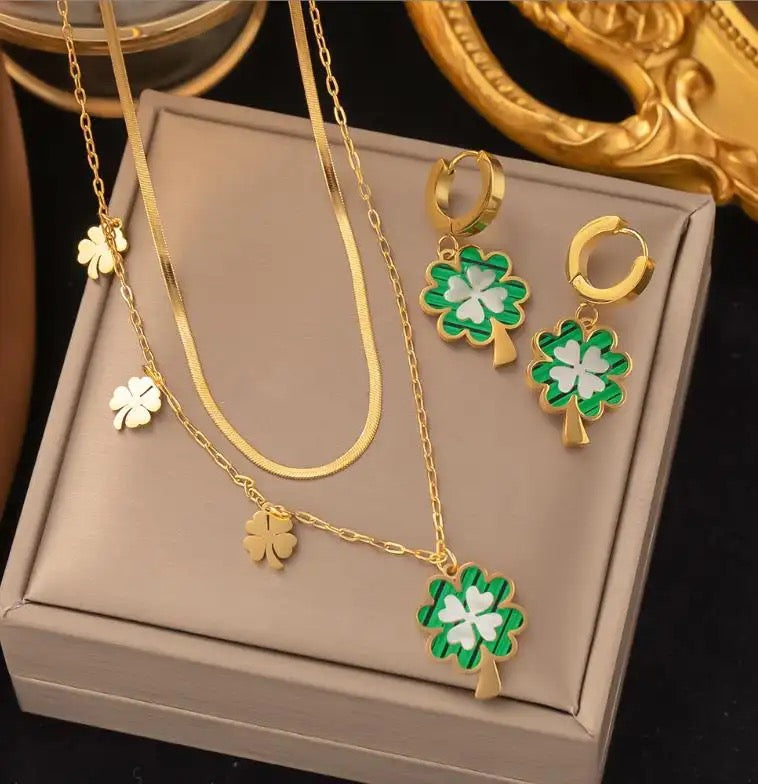 90007 Gold Plated Set of Necklace & Earrings