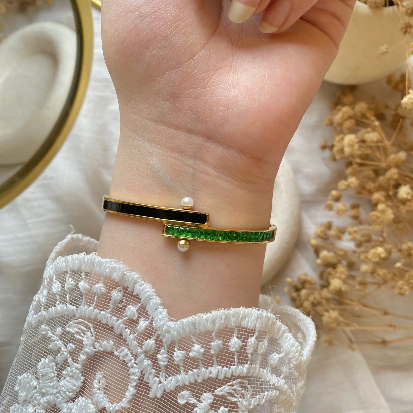 20411 Gold Plated Bangle