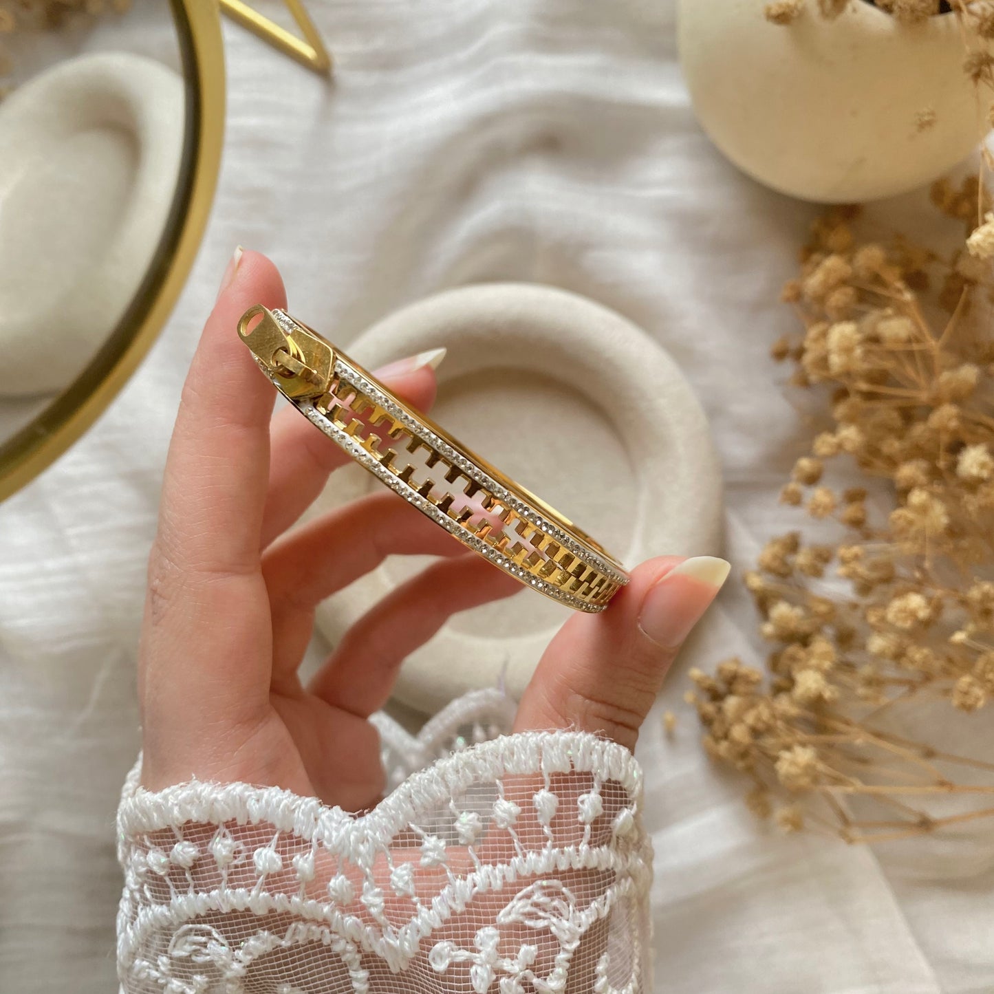 20410 Gold Plated Bangle