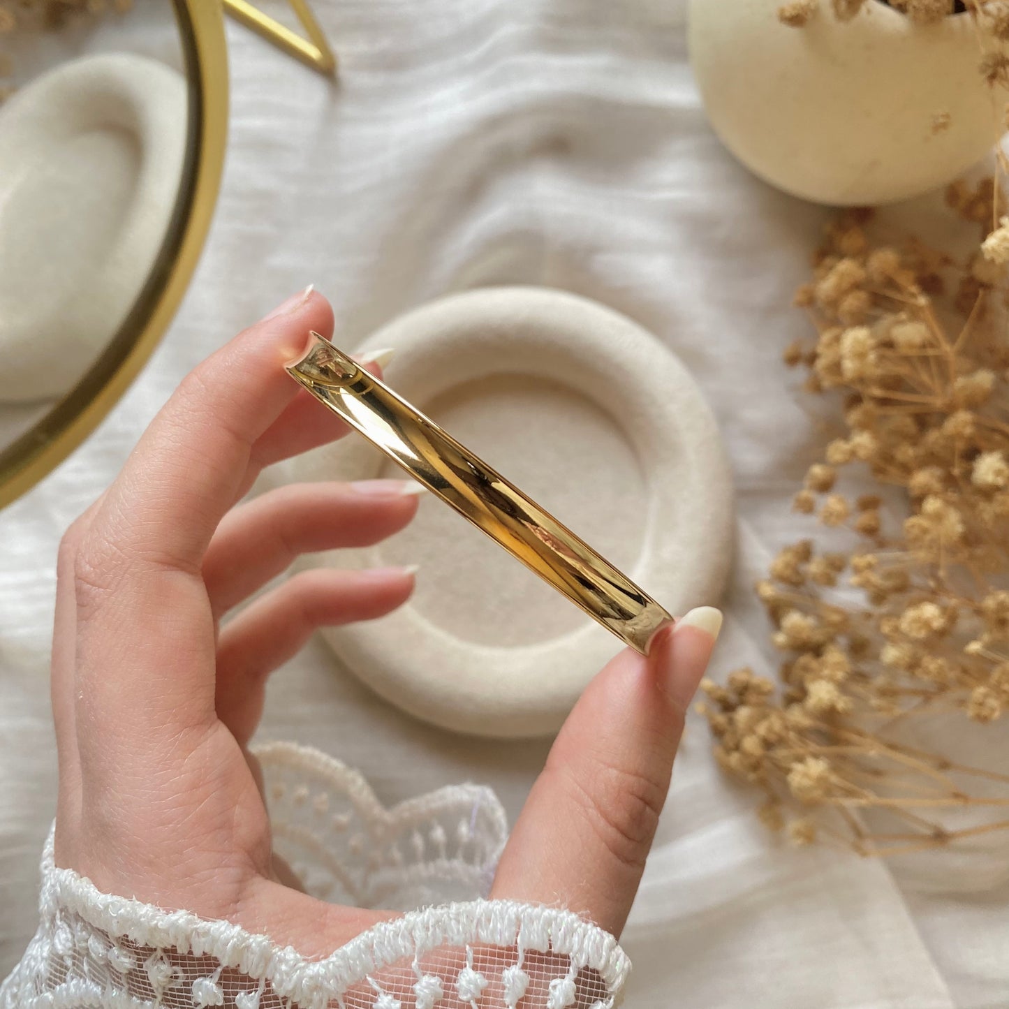 20409 Gold Plated Bangle
