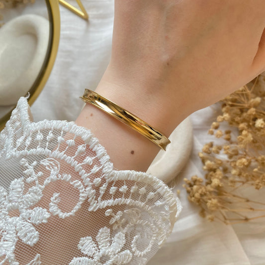 20409 Gold Plated Bangle