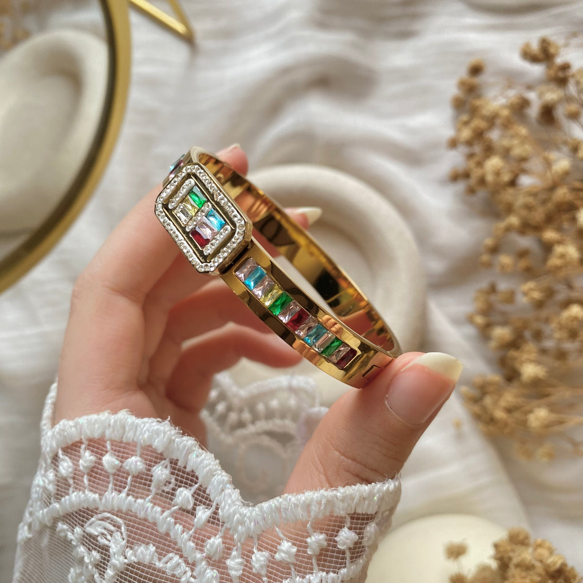 20407 Gold Plated Bangle