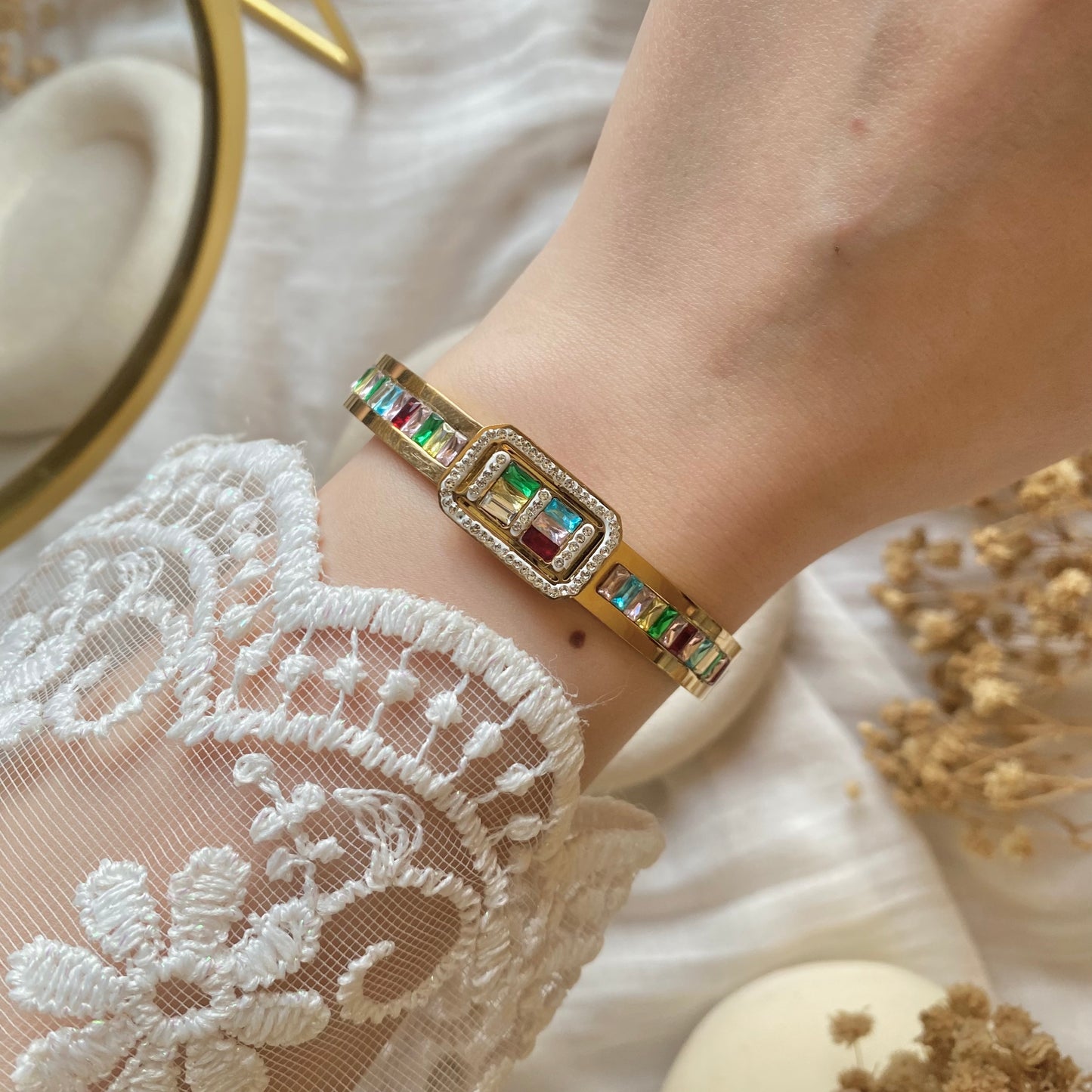 20407 Gold Plated Bangle
